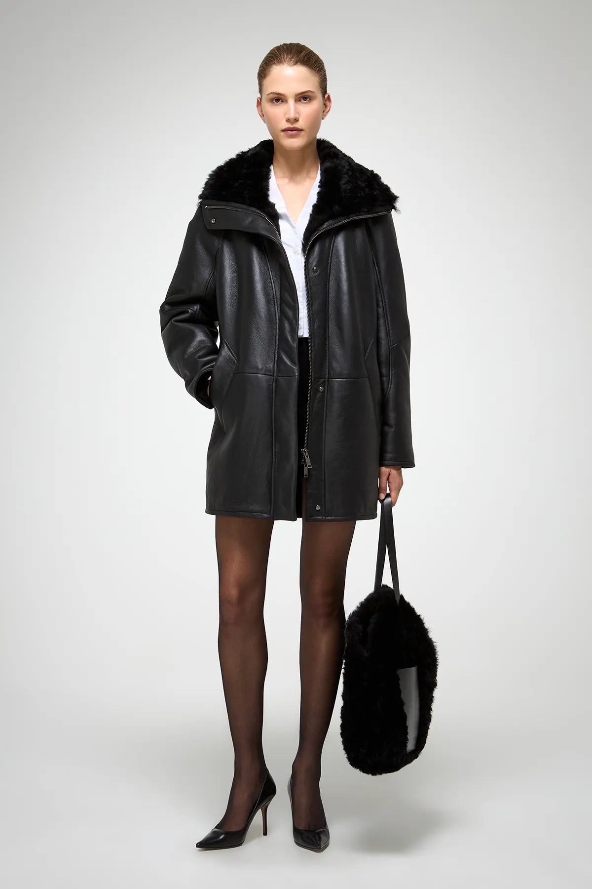 ぷりん V S P - Prescillia - Black Shearling Coat