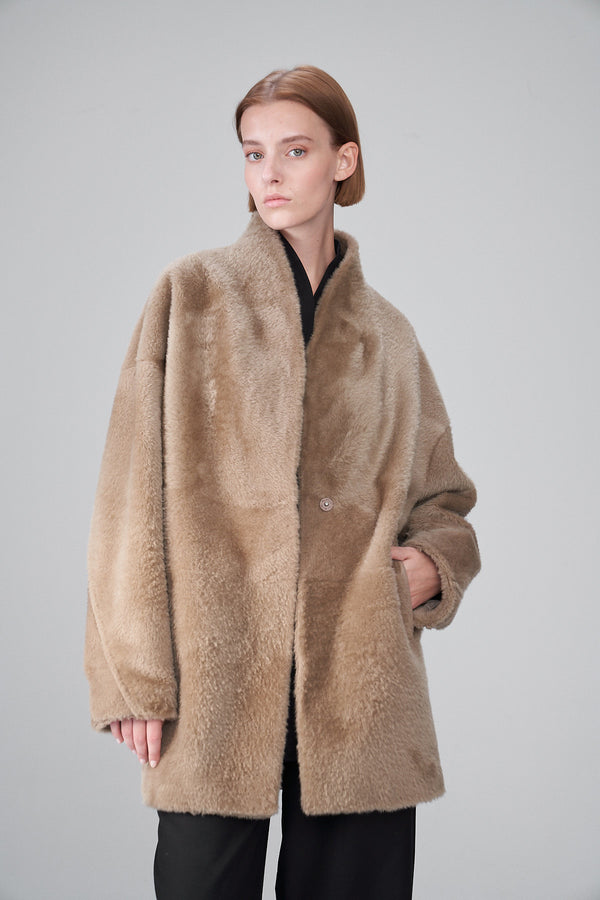 Celya - Manteau en peau lainée beige