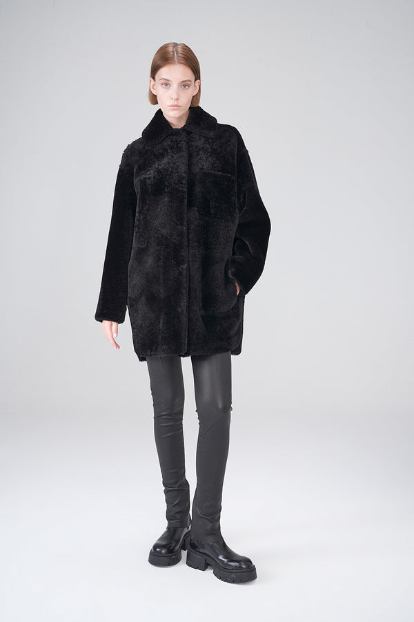 Oriana - Manteau en peau lainée noir