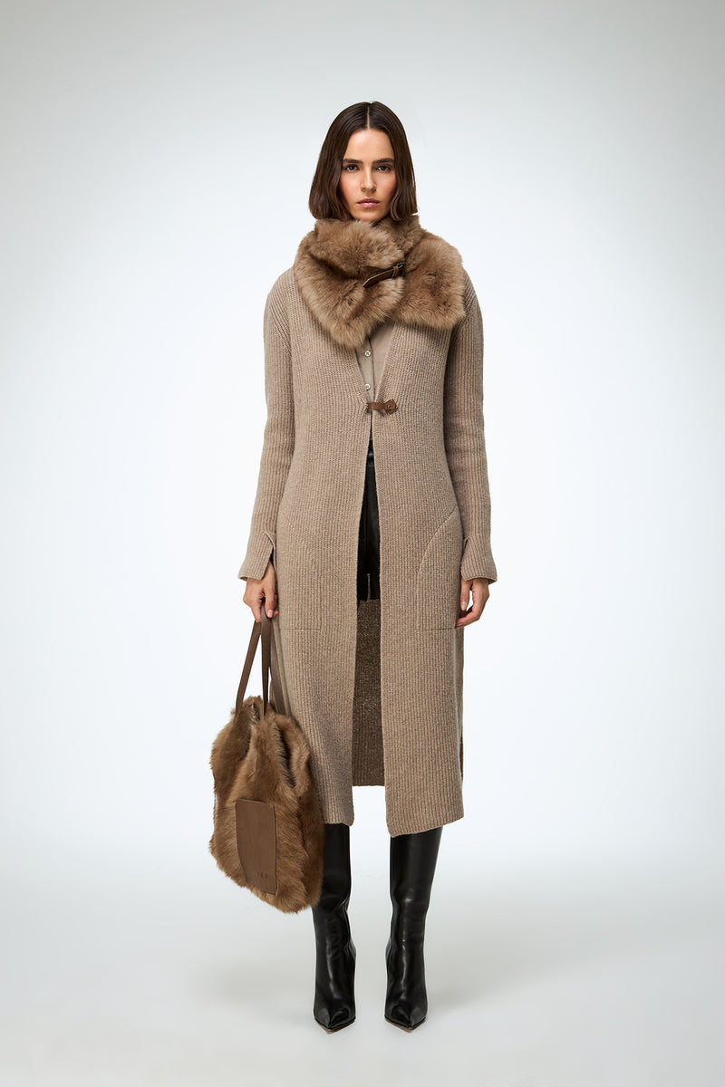 Jacotte -  Sand Neckwarmer