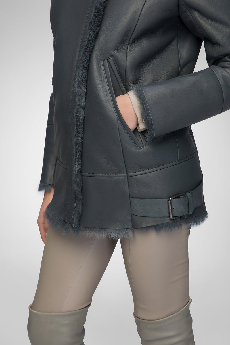 Paige - Veste en shearling indigo foncé