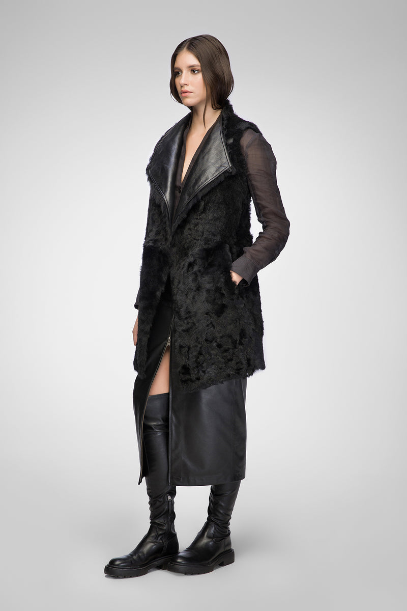 Tory - Stella Black Shearling Vest